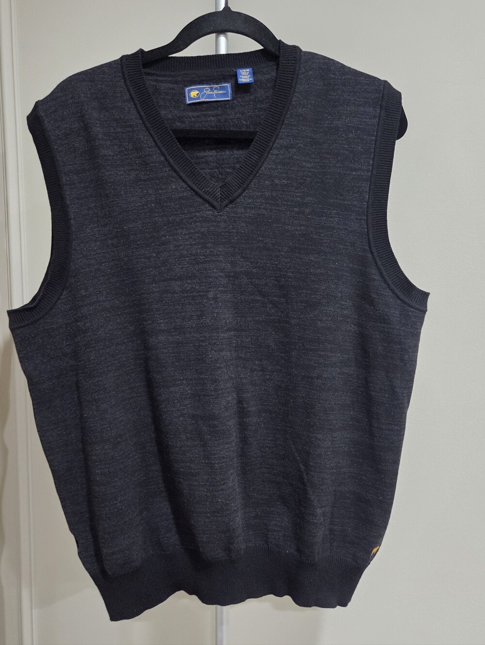 Jack Nicklaus Charcoal Gray V-Neck Golf Sweater Vest Sz L.